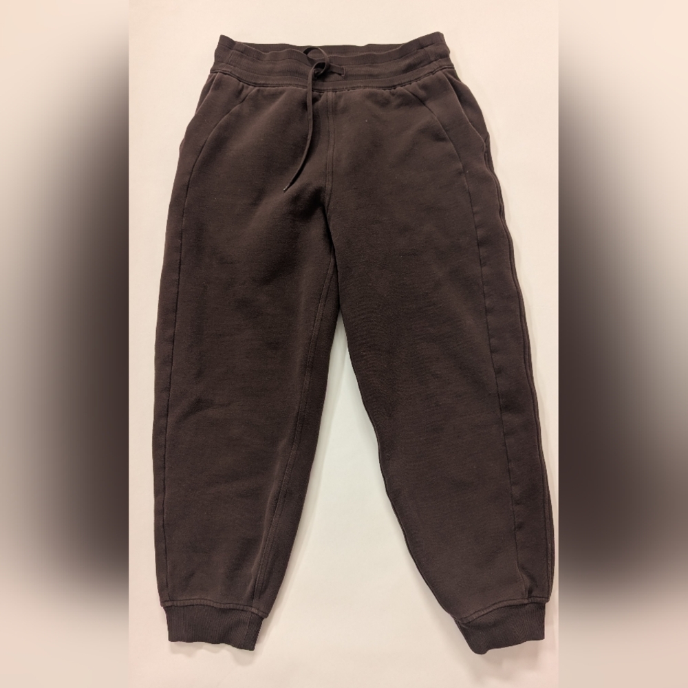Lululemon Scuba High Rise Relaxed Jogger, 6, Espresso 🤎